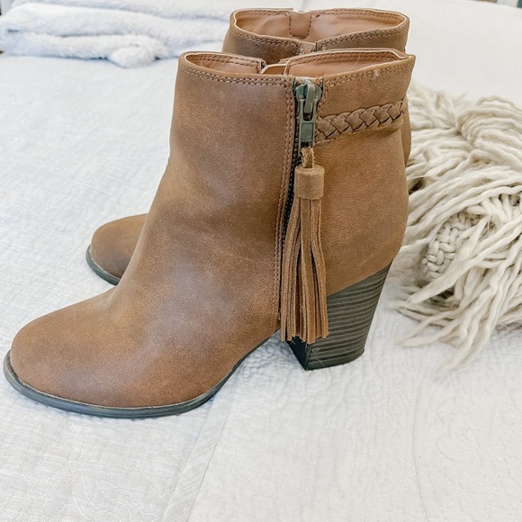 ESPRITE brown heel boots - Picture 2 of 6